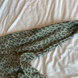 American Eagle, green cheetah crewneck